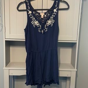 Light Summer romper. Size XS